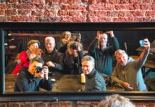 Schrijf je nu in: Workshop straatfotografie te Brussel met Kattoo Hillewaere & Shoot op 2 maart 2024