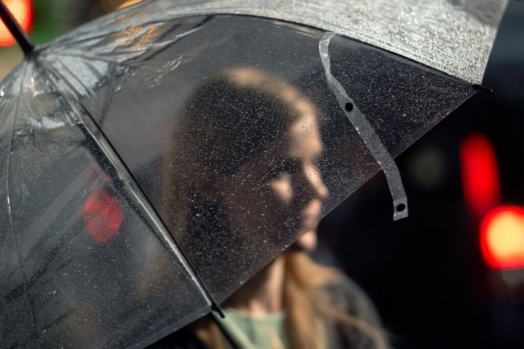straatfoto in de regen door Bas Losekoot