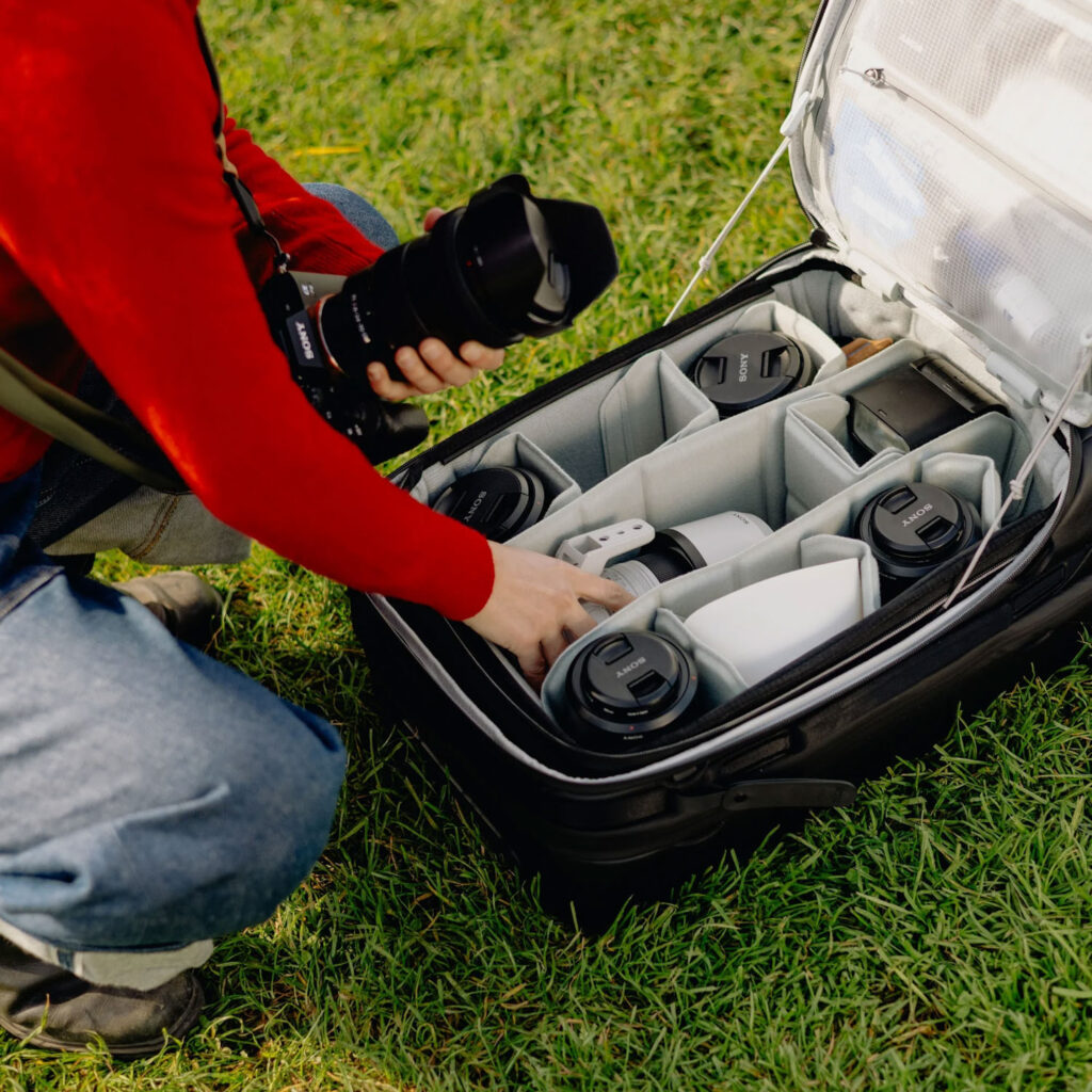 peak design roller pro vol met cameramateriaal