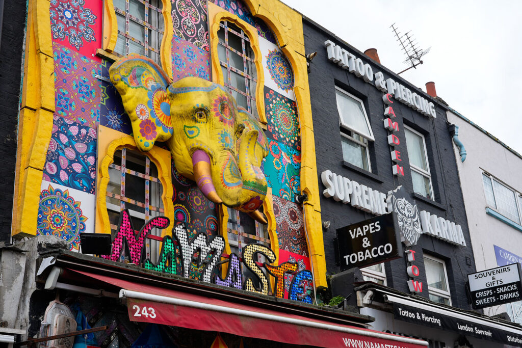 Etalage van winkel in Camden Londen