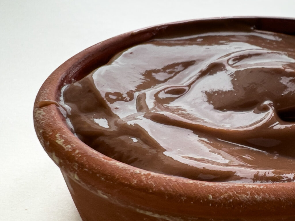glans door tegenlicht op chocolade in foodfotografie met de smartphone