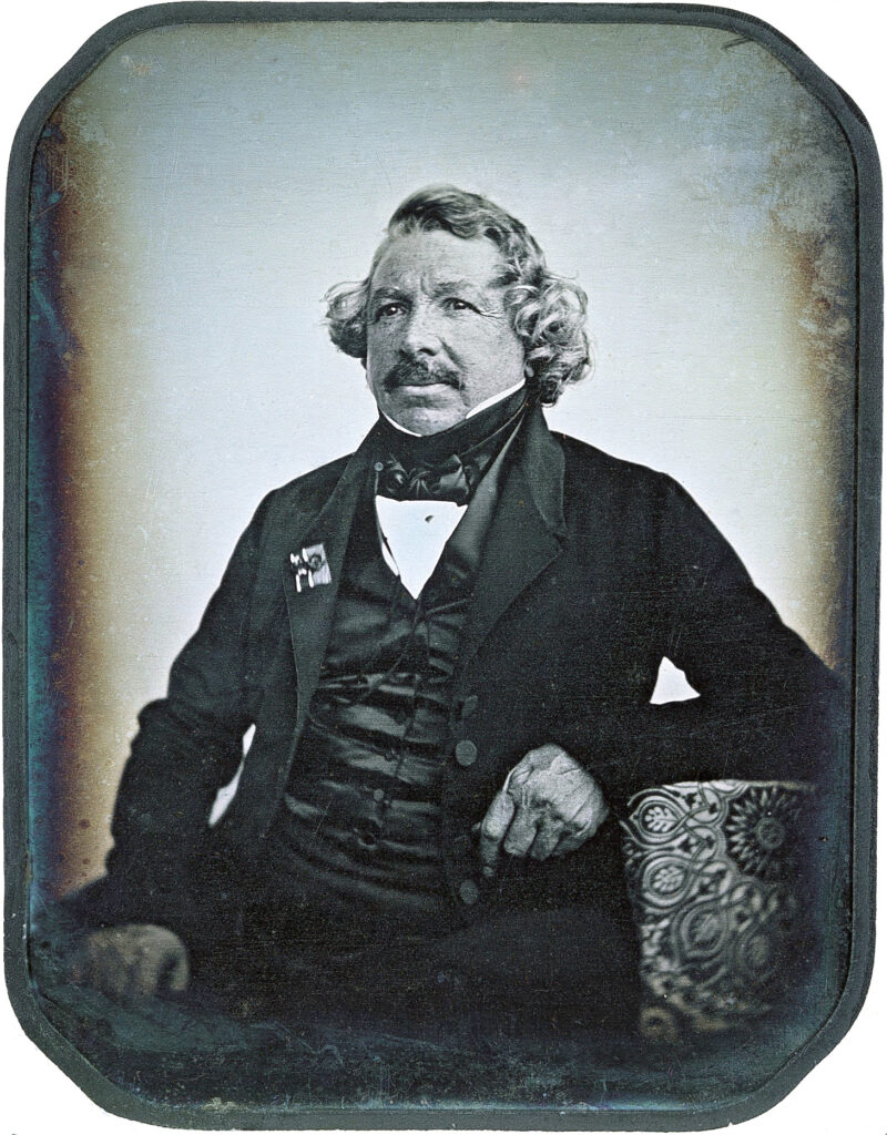 portret van Louis Daguerre, uitvinder van de daguerrotypie in de geschiedenis van de fotografie