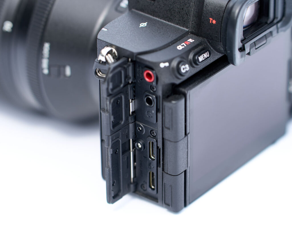Sony A7R VI poorten