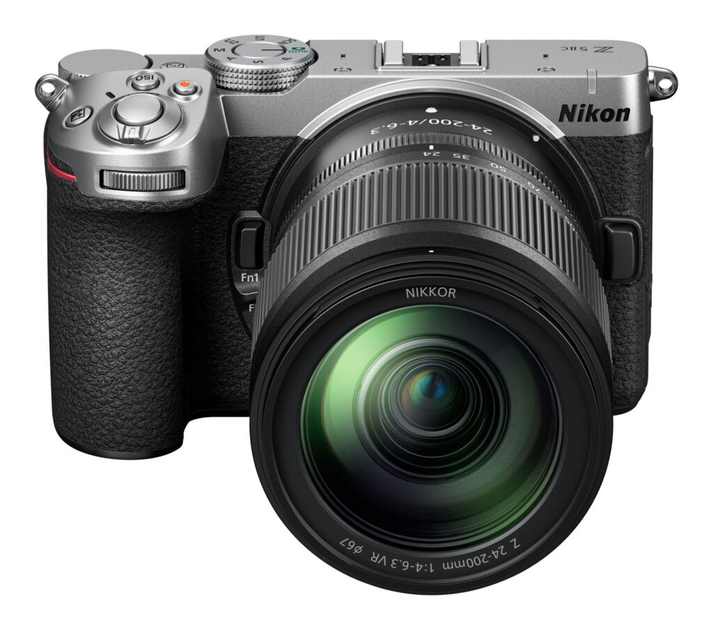 Nikon Z5IIC zilver