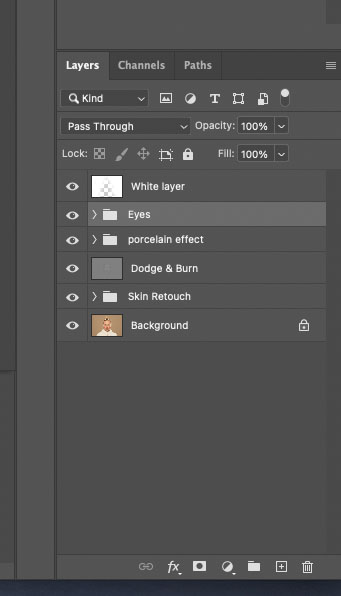 Photoshop lagenpaneel met de verschillende lagen voor het porseleinen effect